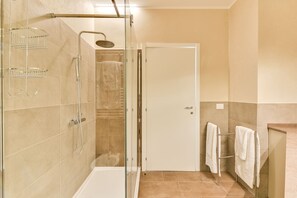 Hair dryer, towels - Sweett | Duomo II - One Bedroom Apartment, Sleeps 4 (Milano)