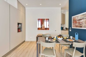 Dining - Sweett | Duomo II - One Bedroom Apartment, Sleeps 4 (Milano)
