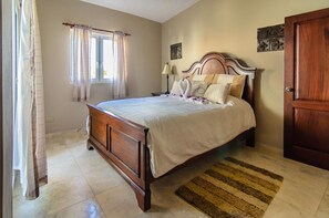 4 間睡房、Wi-Fi、床單