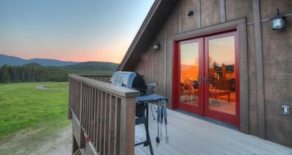 Best Mountain Views of Glacier Park, West Glacier! One mile from Glacier Park!