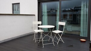 スタジオ クイーンベッド 1 台 禁煙 | WiFi (無料)、ベッドシーツ