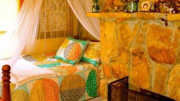 2 slaapkamers, een bureau, een strijkplank/strijkijzer, wifi