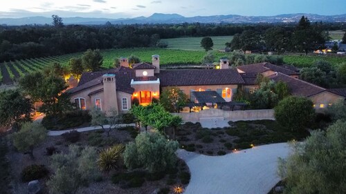Upea huvila Sonoma Countyn sydämessä