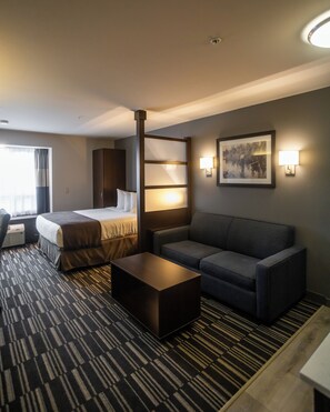 Pillow-top beds, desk, iron/ironing board, cots/infant beds