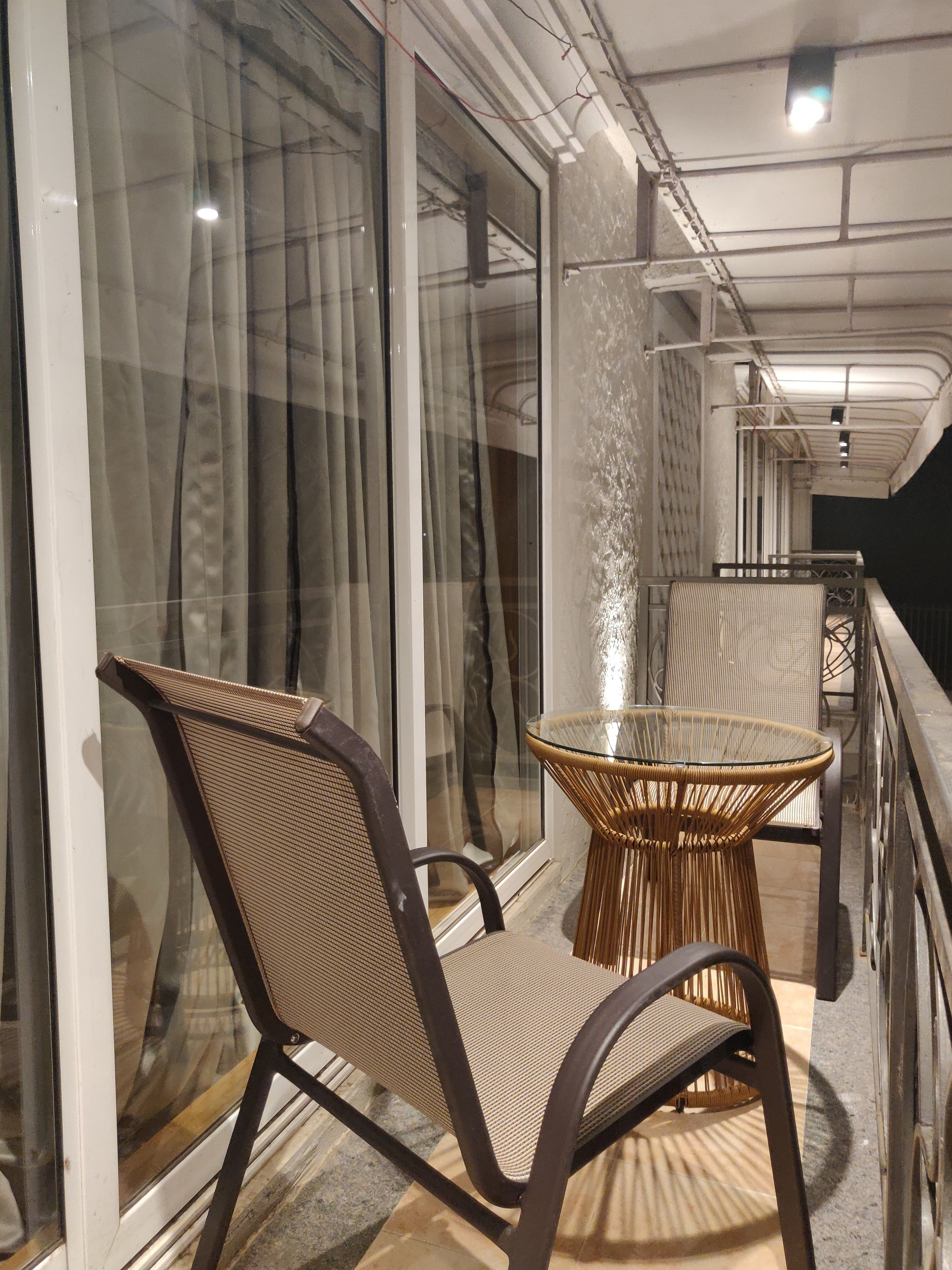 classic room | balcony view