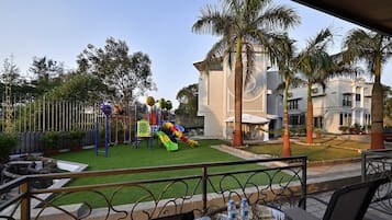 Habitación superior | Vista al jardín