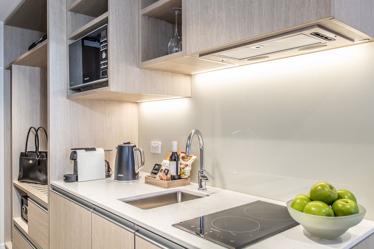 microwave, stovetop, espresso maker, coffee/tea maker