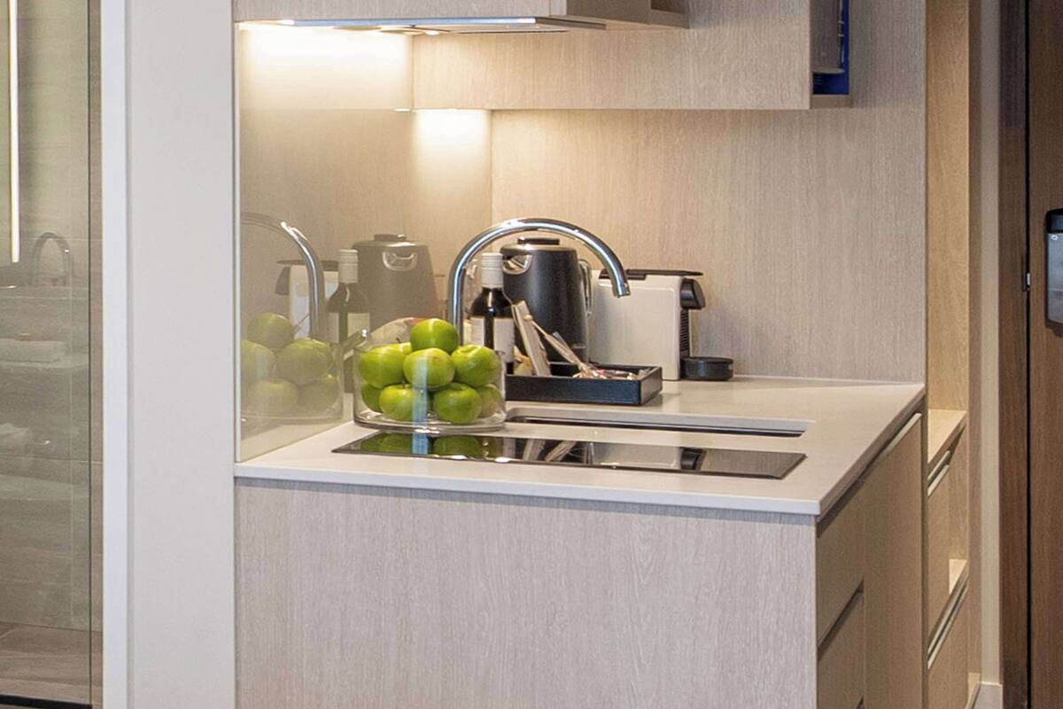 microwave, stovetop, espresso maker, coffee/tea maker