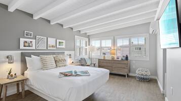 Premium bedding, down duvets, minibar, in-room safe