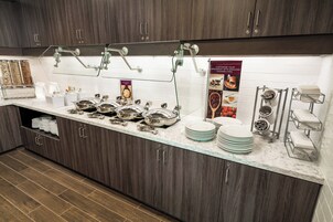 Colazione a buffet inclusa, servita tutte le mattine 