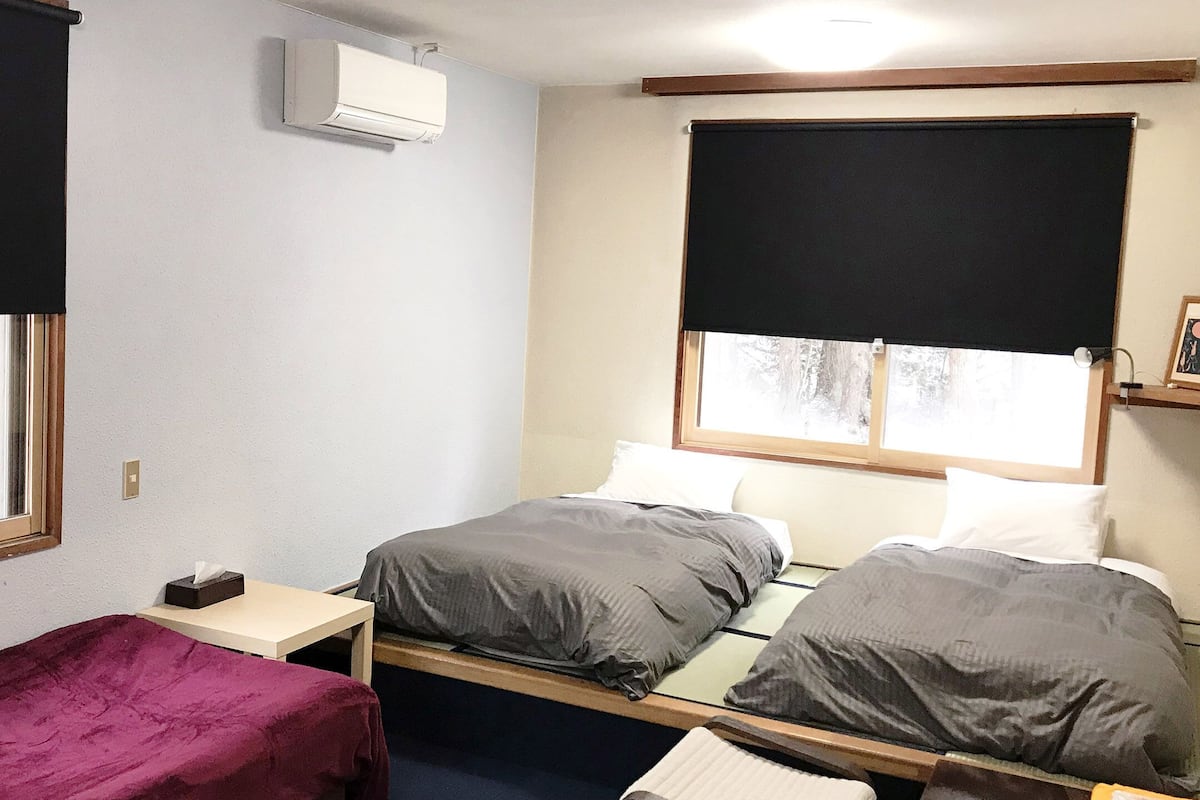 Room, Non Smoking, Private Bathroom (TypeD_Semi Western-Style) | Langsir/tirai gelap terus, Wi-fi percuma, cadar katil