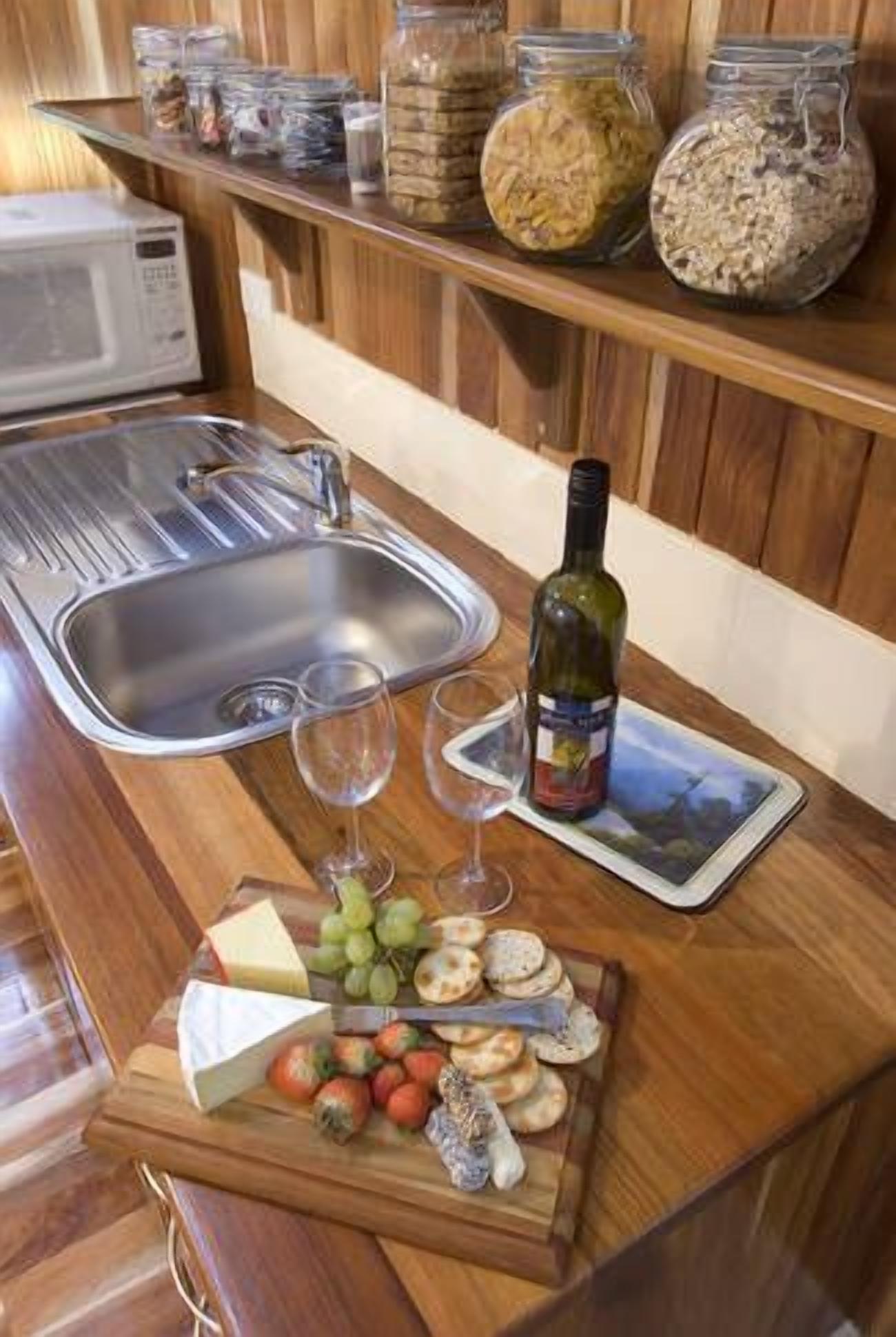 Ellie's Spa Cottage - Stanley — image 16