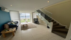 Living area - Waves at Jurien, Villa 3 (Jurien Bay)