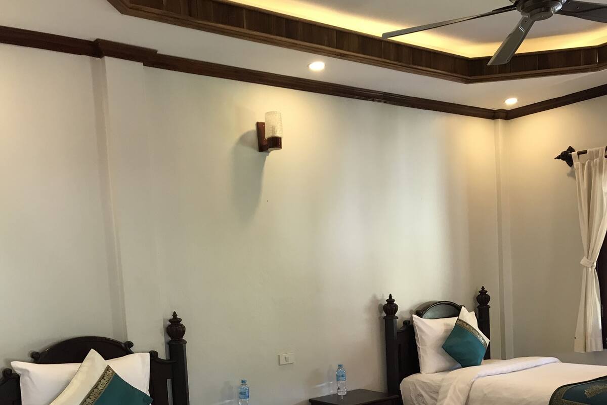 Desk, blackout curtains, free WiFi