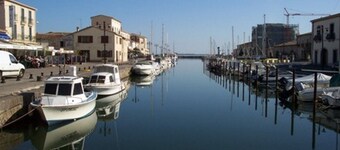 Family friendly villa with private swimming pool 5min from sea