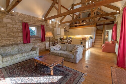 The Granary is in a rural location, perfect for families, couples and pets.