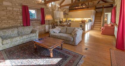 The Granary is in a rural location, perfect for families, couples and pets.