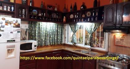 Casa de campo con piscina en barrio privado para 15 pasajeros (completa)