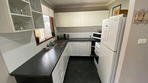 Microwave, oven