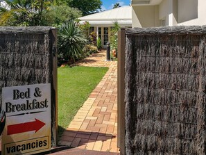 Property entrance - Airport B&B (Redcliffe)