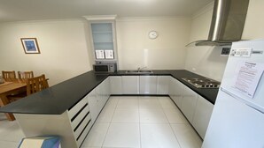 Unclassified image, 4 of 16, button - Unit 63 Seafront Estate (Jurien Bay)