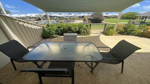 Unit 48 Seafront Estate