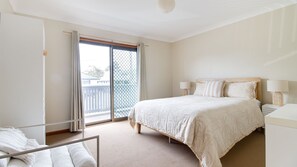 4 bedrooms, free WiFi