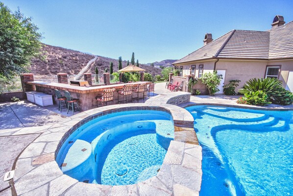 Pool - PRIVATE SINGLE LEVEL HILL TOP ESTATE ON 5 ACRES- 20 MIN TO OLD TOWN TEMECULA (Murrieta)