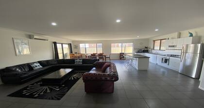 Adriana Retreat - large modern home located in Beachridge Estate. Ideal for a large family holiday