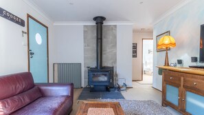 TV, fireplace, DVD player