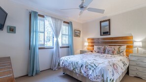 2 bedrooms - Beach and Bush Getaway (Berrara)