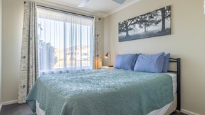 4 bedrooms, free WiFi