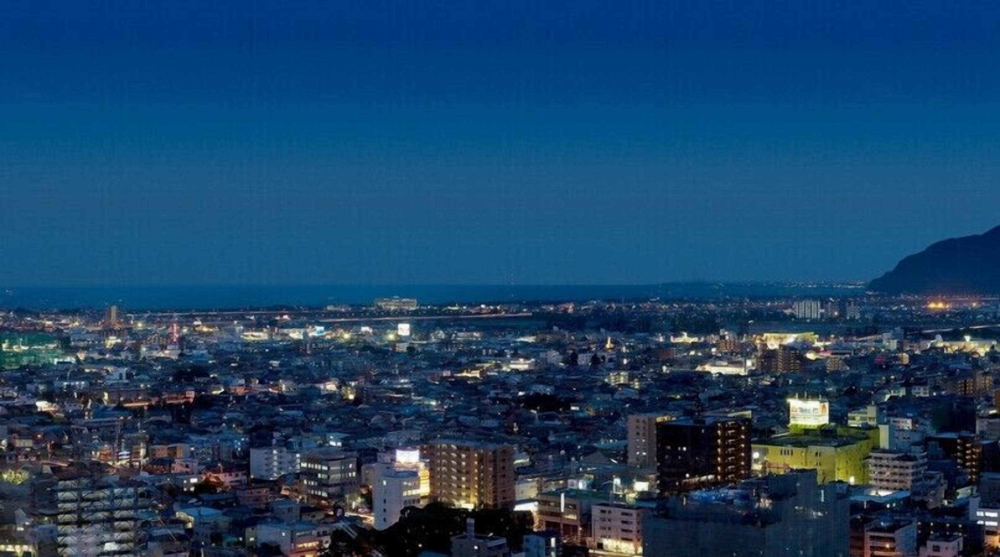 1 bedroom, premium bedding, in-room safe, desk