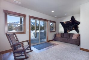 تلفزيون ذكي، كُتُب