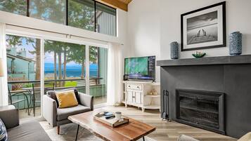 Smart TV, DVD player, foosball, table tennis