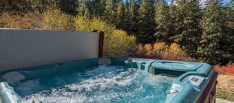 Modern Country Home 7 miles from mission ridge located in Wenatchee Heights