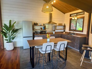 Unclassified image, 3 of 22, button - Beautiful Private Home with Stunning Views of Opunohu Bay (Opunohu Bay)