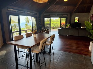 Unclassified image, 4 of 22, button - Beautiful Private Home with Stunning Views of Opunohu Bay (Opunohu Bay)