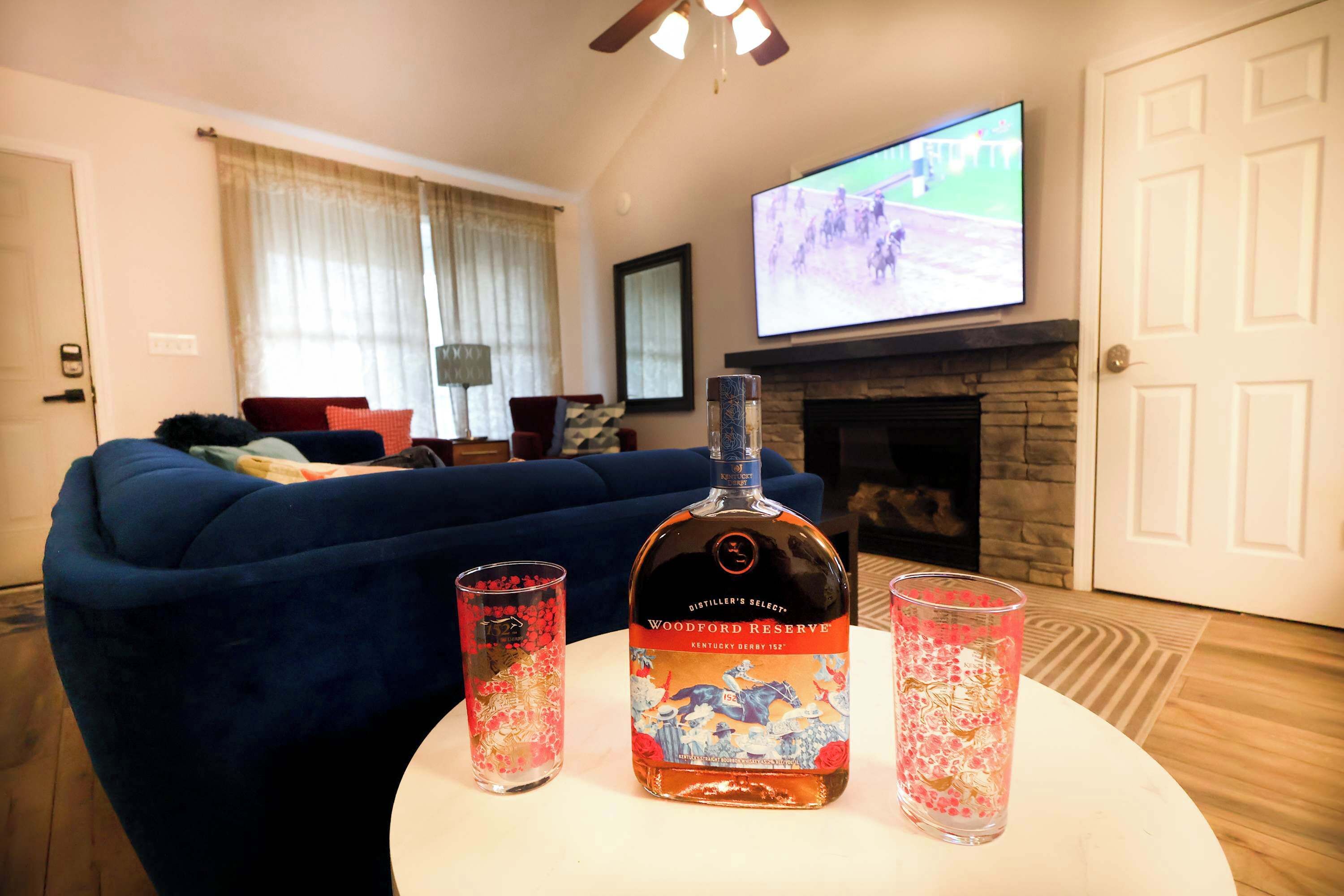 Seabiscuit 5- Relax And Kick Back With Private Hot Tub And Communal Pool - Kentucky