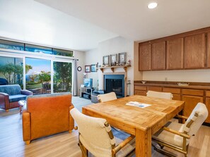 Interior - JL 1001: Bay View 2 Bedroom, with Spectacular sunsets! (Birch Bay)