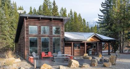 Aspen Cabin Vacation Rental w/ Sauna Option!