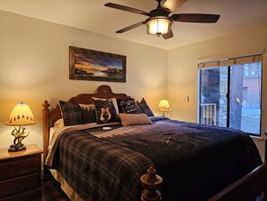 2 habitaciones, camas con pillow-top y tabla de planchar con plancha 