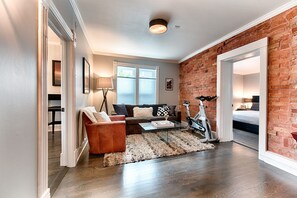 3 soverom, strykejern/-brett, wi-fi og sengetøy