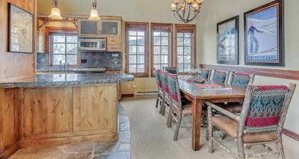 High-End Alta Lodge | Hot Tub