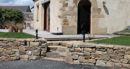 Gouelet-Ker "Island of Sein", Unterkunft im Zentrum Finistere, ruhig am Meer