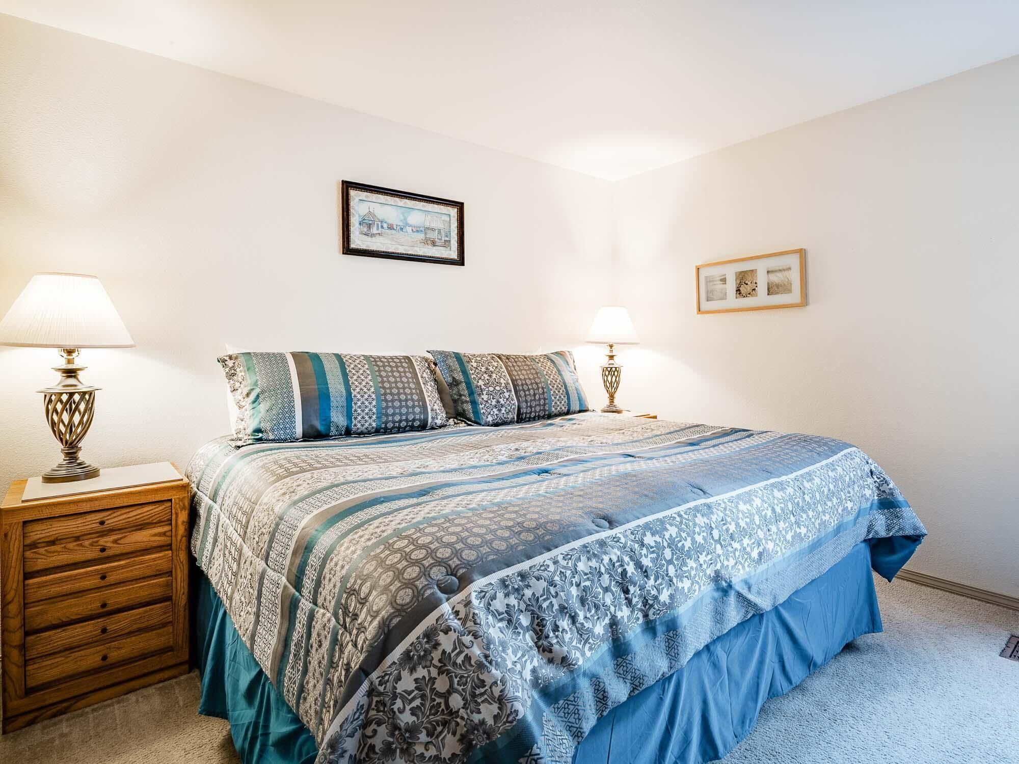 2 chambres, fer et planche à repasser, Wi-Fi gratuit, draps fournis