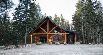 Grizzly Den Cabin Rental