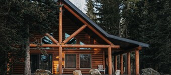 Grizzly Den Cabin Rental