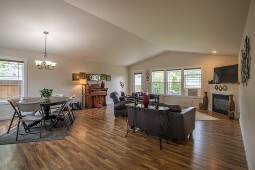 Central Location for Flathead Valley Adventures!