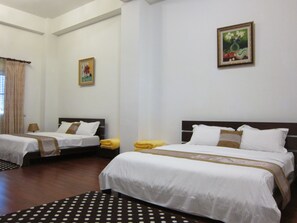Comfort Quadruple Room | Free WiFi - Annong RIver Homestay (Dongshan)